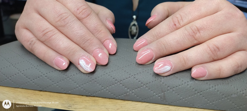 Paznokcie Manicure tytanowy