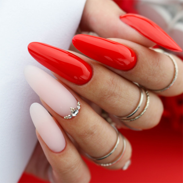 Paznokcie Czerwona elegancja - czerwone paznokcie