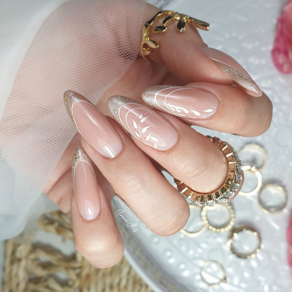 Paznokcie French nails wedding